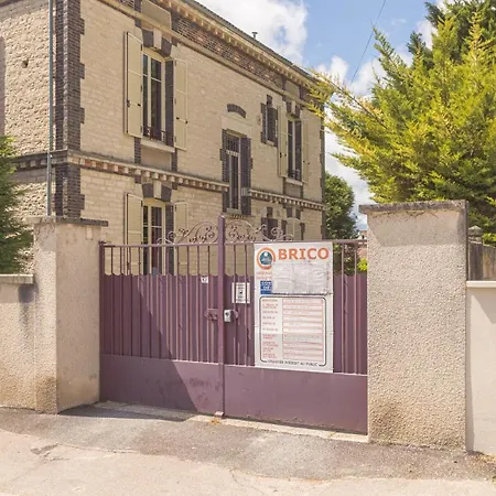 Апартаменты Bonappart 14 - Charme Napoleonien & Confort Труа